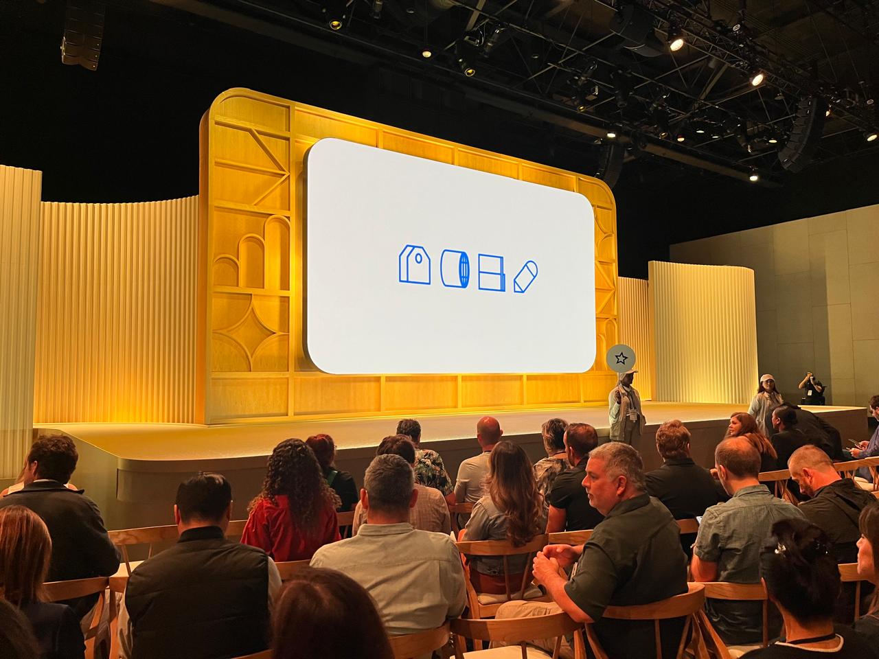 iProUP en la presentación de Google en California, Estados Unidos