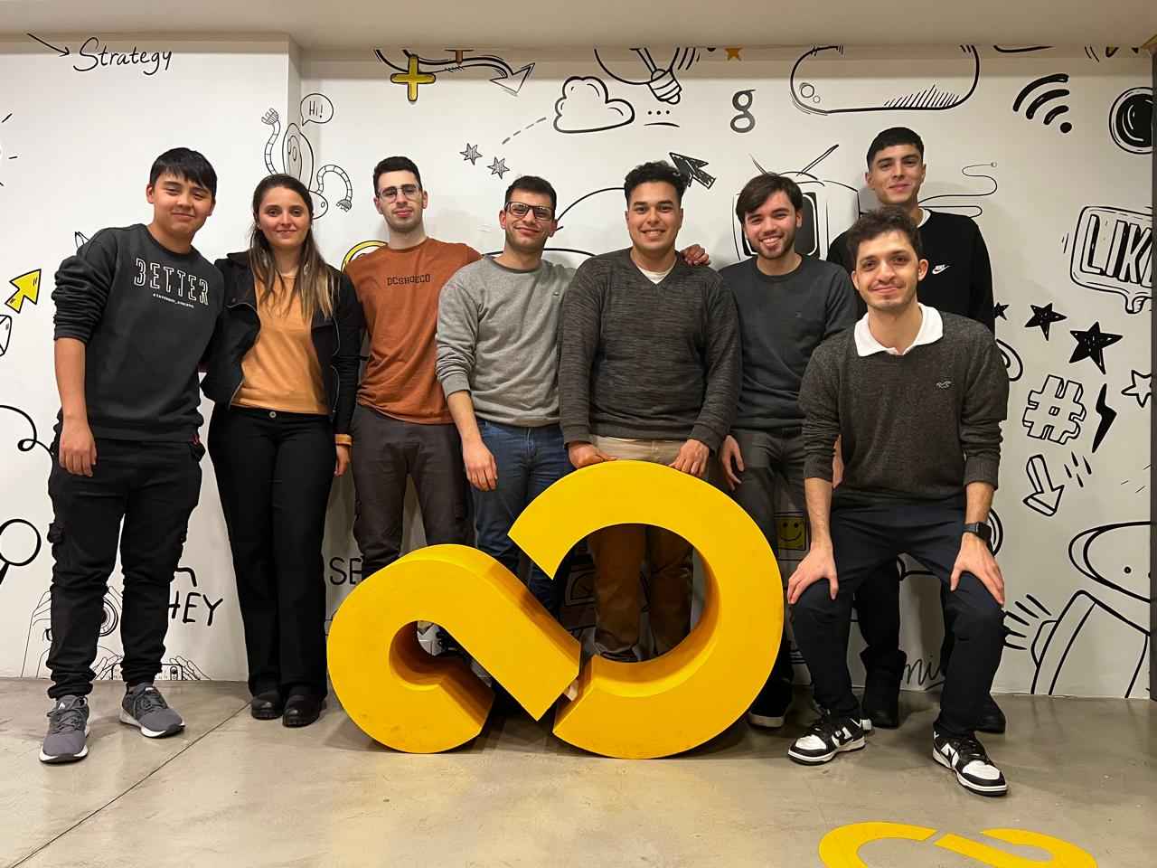 Nubiral lanzó programa para capacitar a jóvenes profesionales en IT
