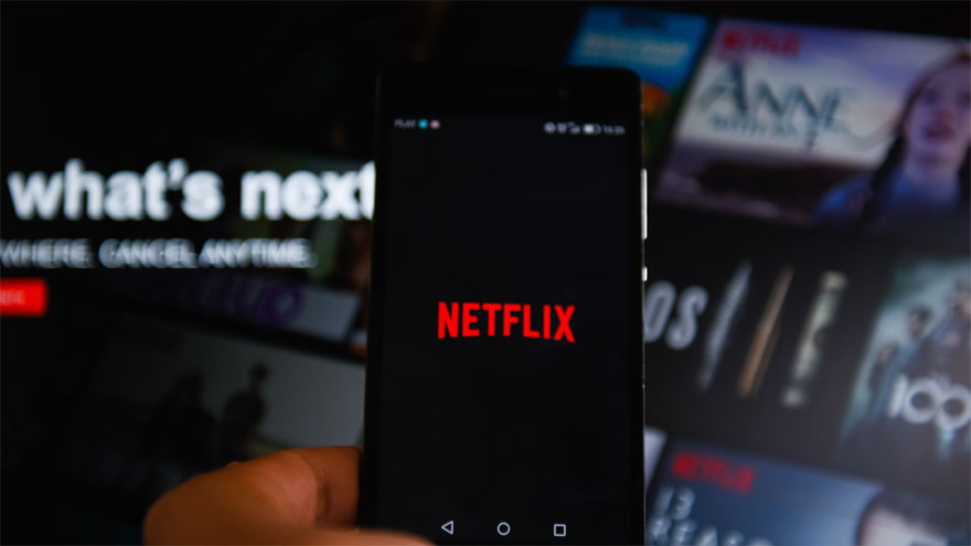 Las acciones de Netflix se desplomaron drásticamente luego de un conflicto legal en Brasil