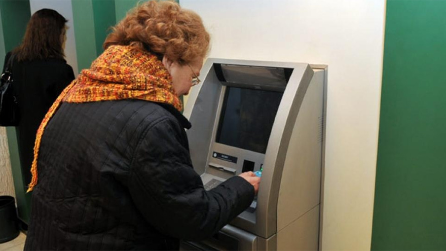 ¿Cómo se calcula el monto que percibe un jubilado con 30 años de aportes en Argentina?