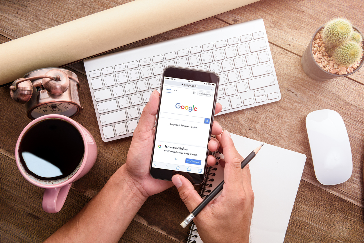 Australia quiere que Google y Facebook remuneren a los medios de comunicación por usar sus artículos