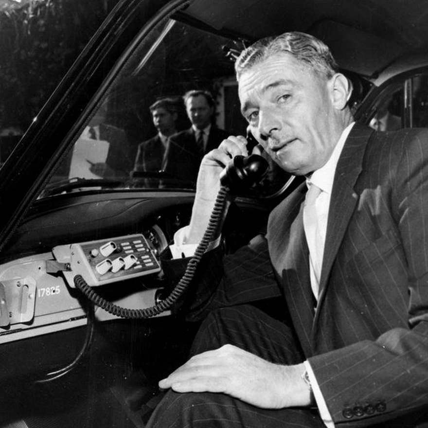 Los teléfonos en los autos era el futuro que AT&T imaginaba