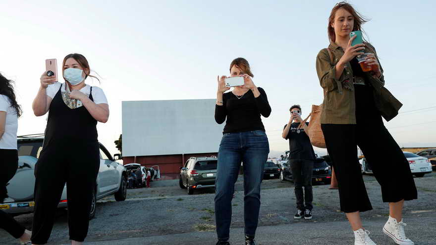 La adicciòn a las pantallas puede convertirse en un problema a tratar