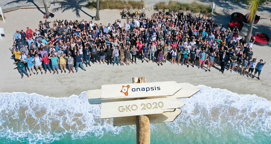 Más de 300 empleados en un encuentro anual en Estados Unidos.