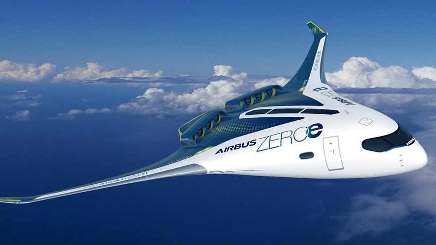 el Blended-Wing Body tendría unas especificaciones similares al turbofan. Contaría con dos motores turboventiladores híbridos de hidrógeno