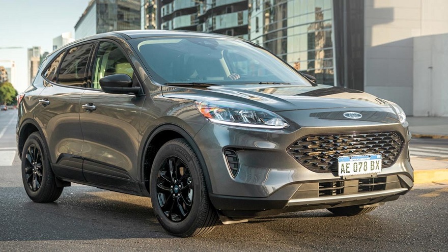 Ford Kuga híbrida, el SUV se renovó para ser más ecológico.