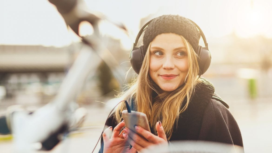 Miles de canciones se suben cada día a Spotify