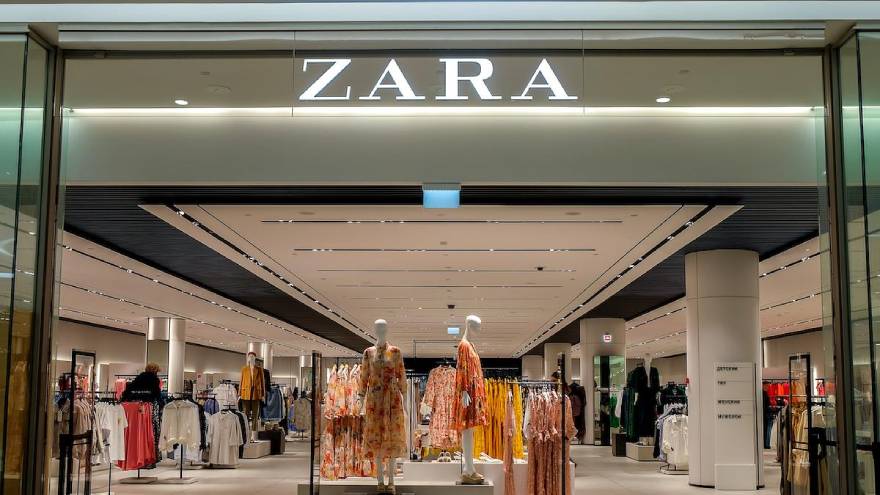 Zara busca absorber los establecimientos de menor tamaño y apostar por las tiendas más grandes