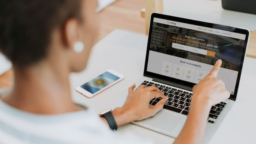 CryptoAvisos es un marketplace de compraventa de bienes y servicios con criptomonedas