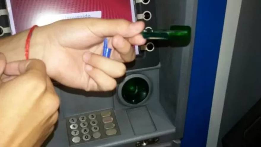 Siempre hay que revisar que no haya elementos truchos en el cajero