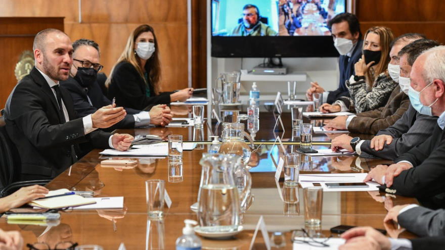 La medida apunta a fomentar la creación de empleo, generar divisas e impulsar la agregación de valor.
