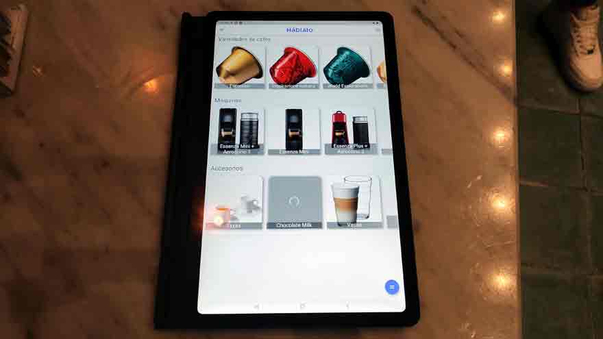La aplicación incluye la oferta disponible en el local.