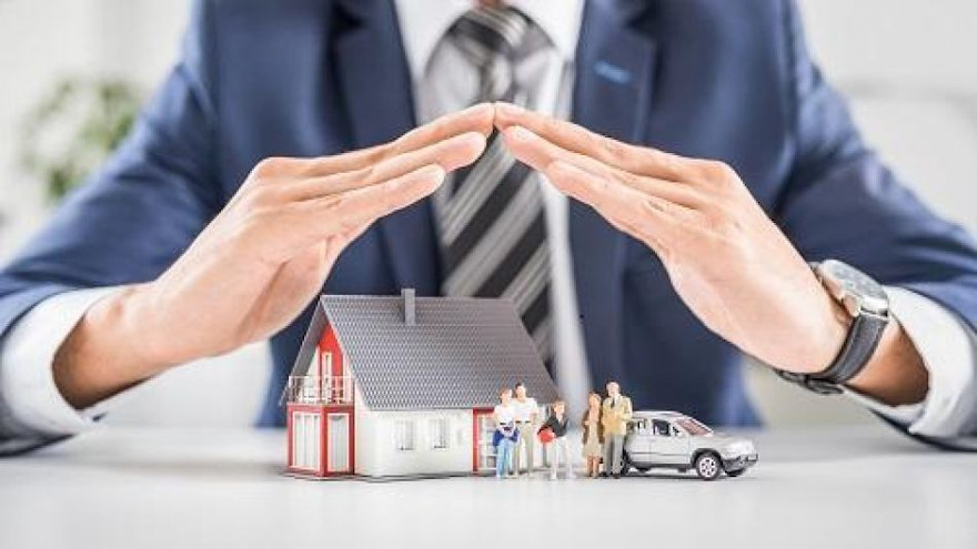 La compra de Galicia a Sura marca la retirada del grupo colombiano del mercado local