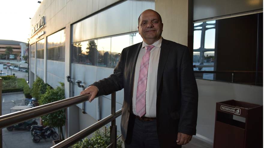 Di Stefano cree que el dólar llegará a 400 pesos a fin de año