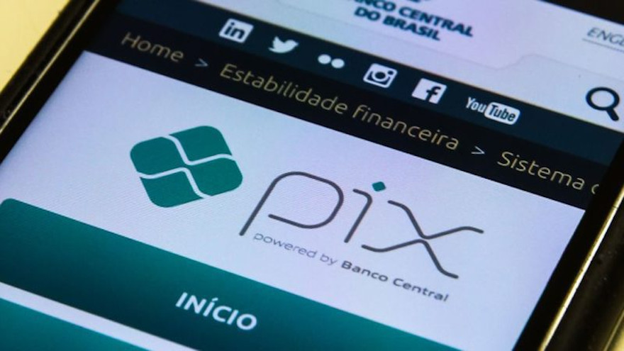 Pix no es una criptomoneda, sino un método de pago instantáneo. Las transacciones se realizan en reales brasileños (R$).