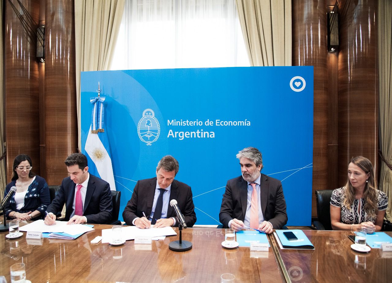 Ahora 10: la firma del acuerdo entre las diferentes partes