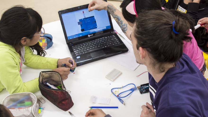 Captar el talento y formarlo es la clave