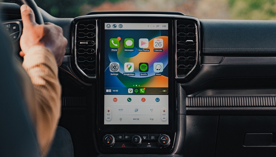 La nueva Ford Ranger cuenta con una pantalla LCD de 12 pulgadas.
