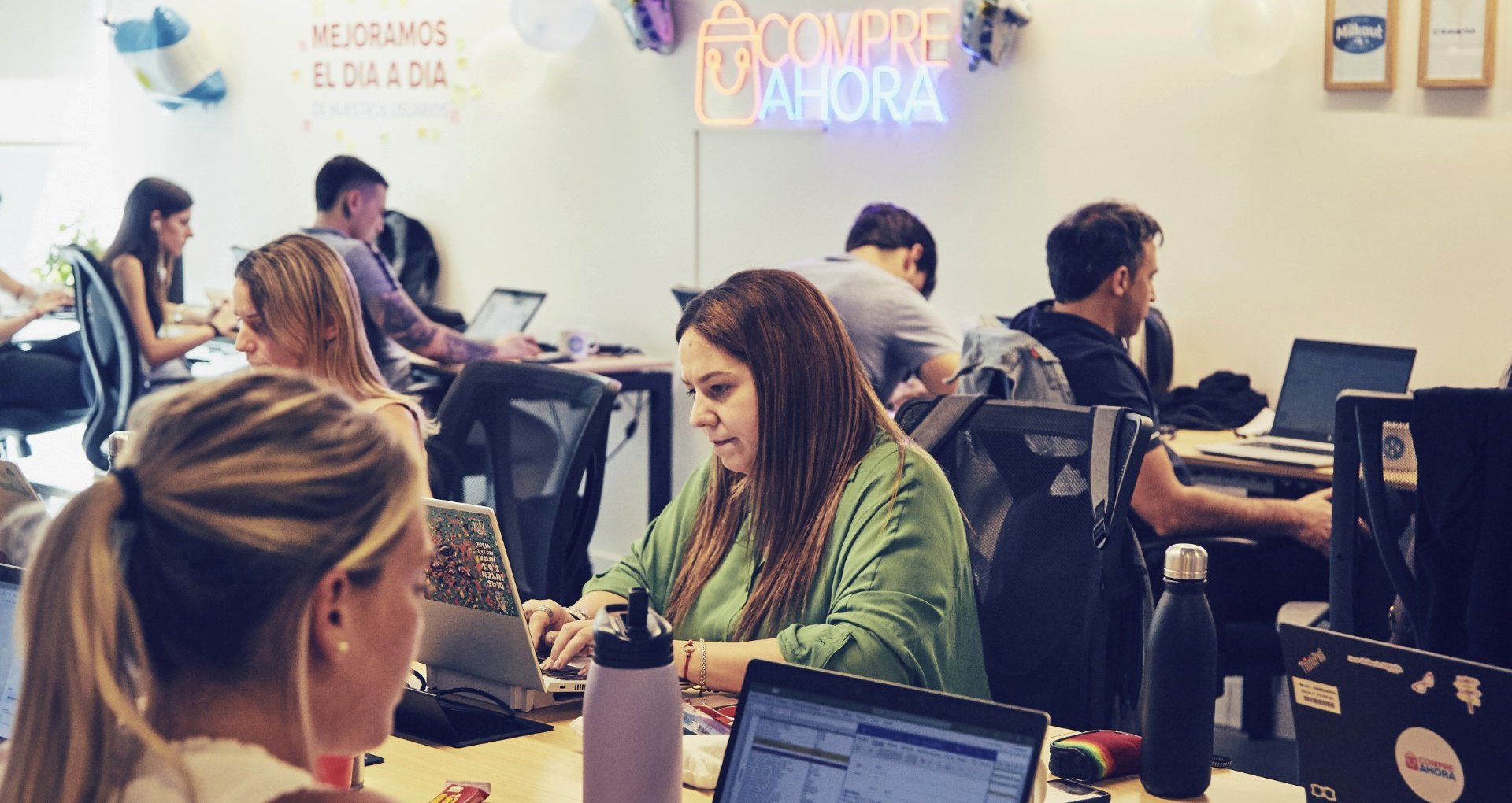 Desde Compre Ahora buscan contratar profesionales especializados en software, UX, UI y Data