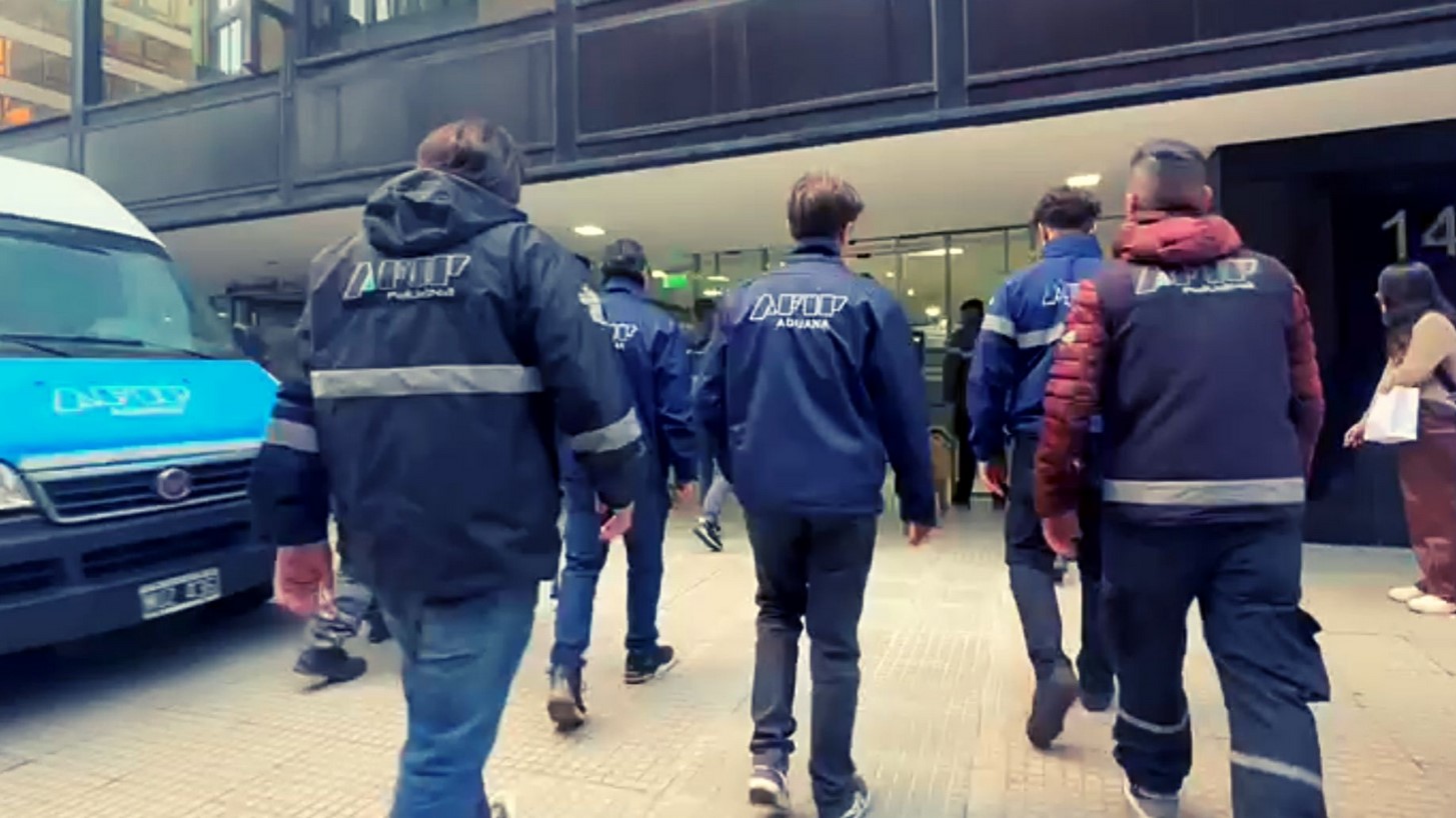 Operativos en la City contra cuevas