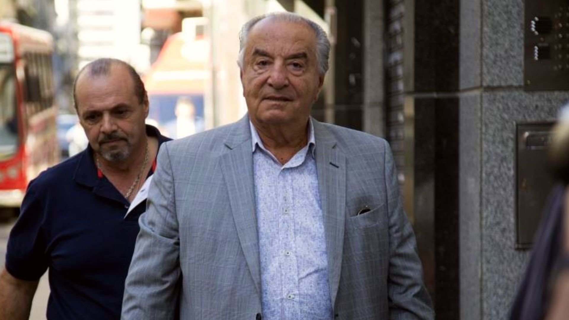 El Sindicato de Comercio busca quedarse con el gremio de Bursátiles, que también se disputa a empleados fintech