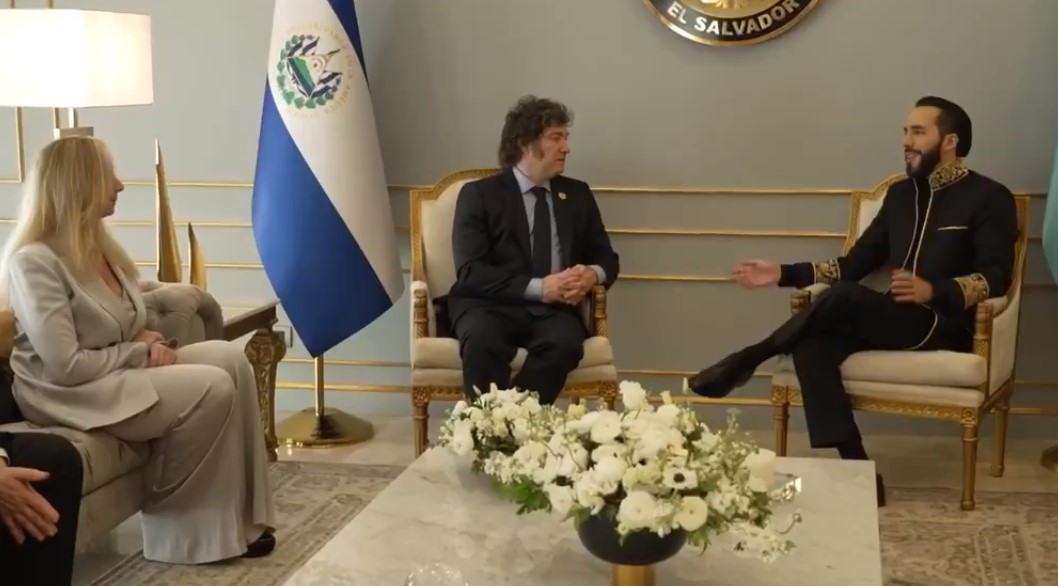 encuentro privado, Milei le preguntó a Bukele 