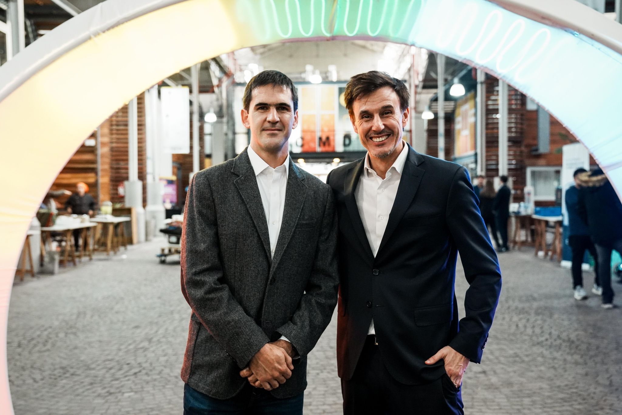 Santiago Totaro, de We Circular, junto a Roberto Garcia Moritán, ministro de Desarrollo Económico de CABA