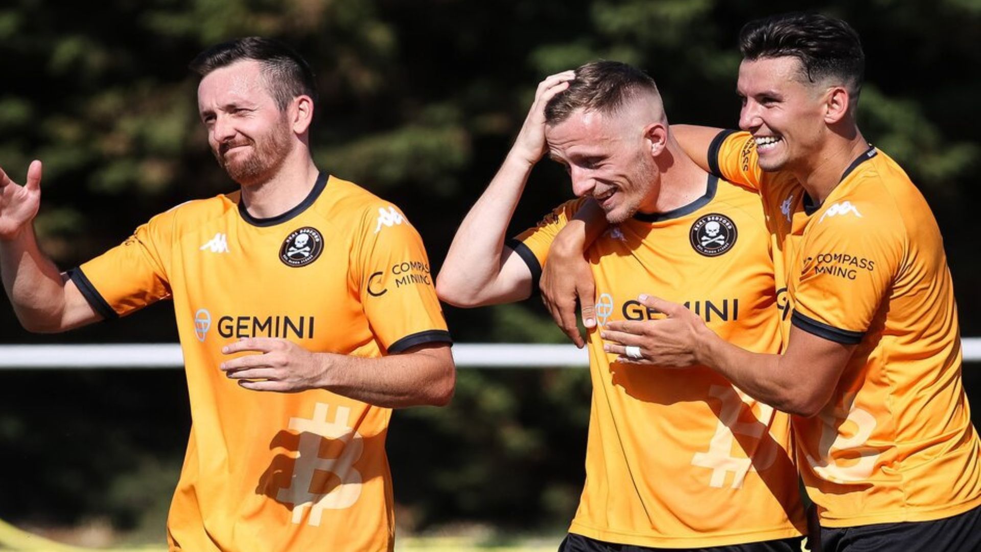 El Real Bedford posee 82.7 BTC adquiridos por aproximadamente 5,37 millones de dólares.