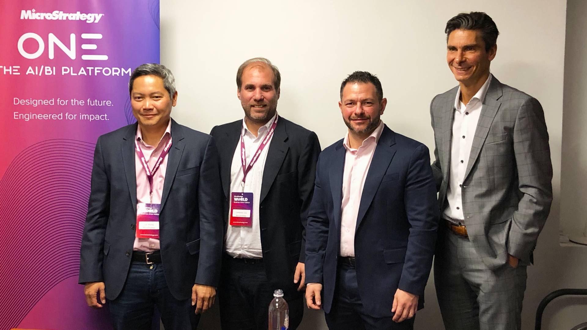 Phong Le, reunido con los ejecutivos de MicroStrategy en Argentina