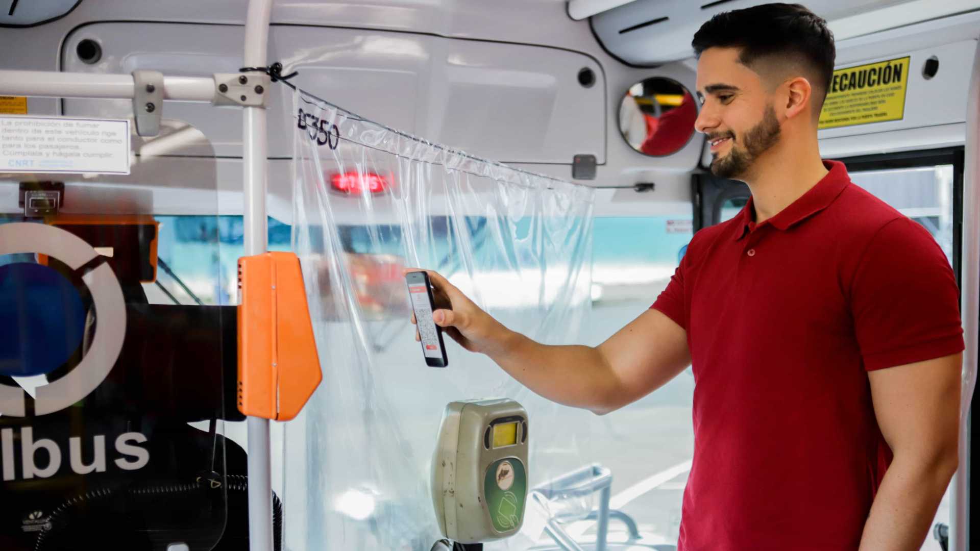 El pago con QR ya está disponible en colectivos de Misiones