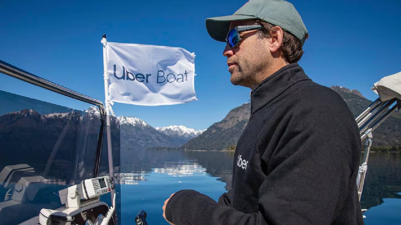 Uber Boat, el novedoso servicio en bote de la aplicación de transporte, llega a Bariloche
