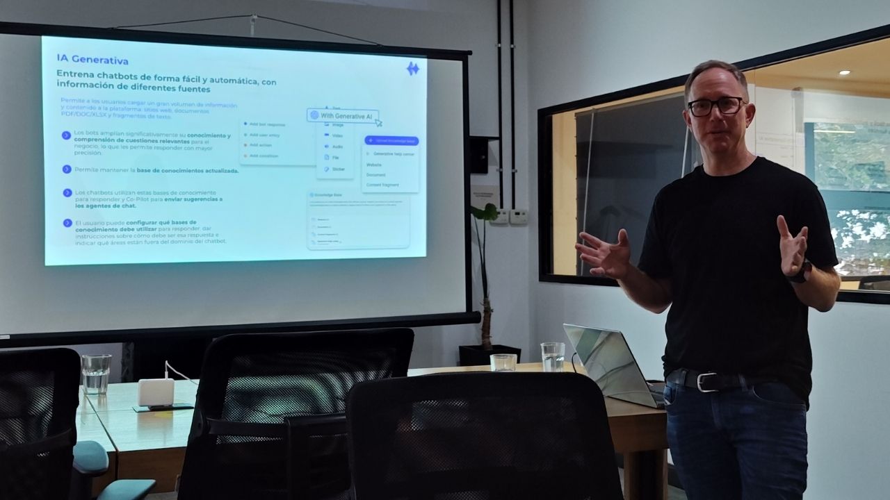 Presentación del CEO de Botmaker, Alejandro Zuzenberg