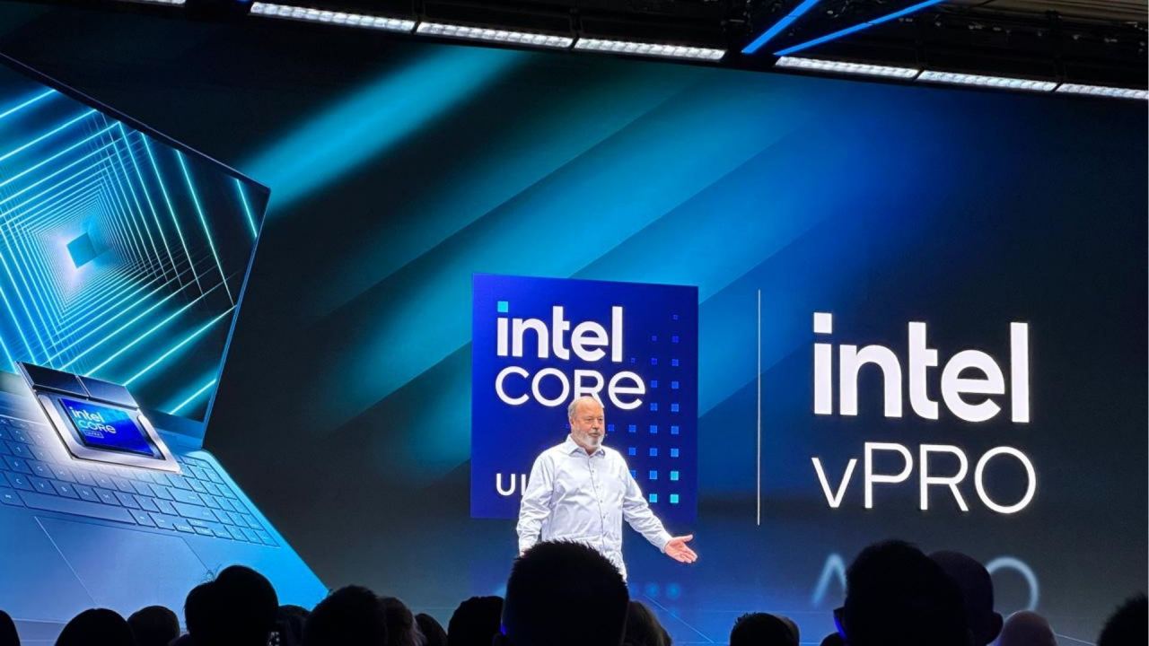 Intel lanzó una batería de nuevos procesadores en CES 2025, la feria que se desarrolla en Las Vegas