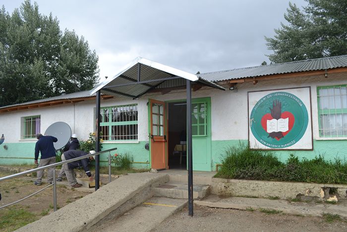 ORBITH trabaja para conectar 49 escuelas rurales en Río Negro