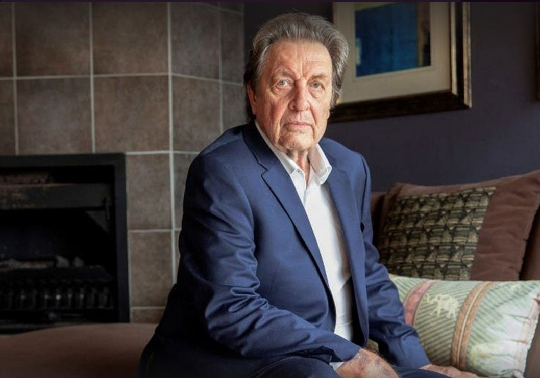 Errol Musk lanzó Musk It, su propia memecoin