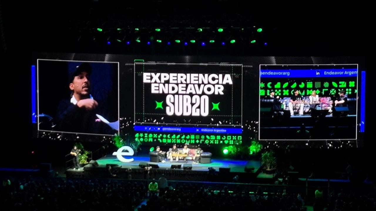 Nacho Elizalde fue el moderador del Segemento Jóven donde Melina, Valentín y Federico contaron sobre