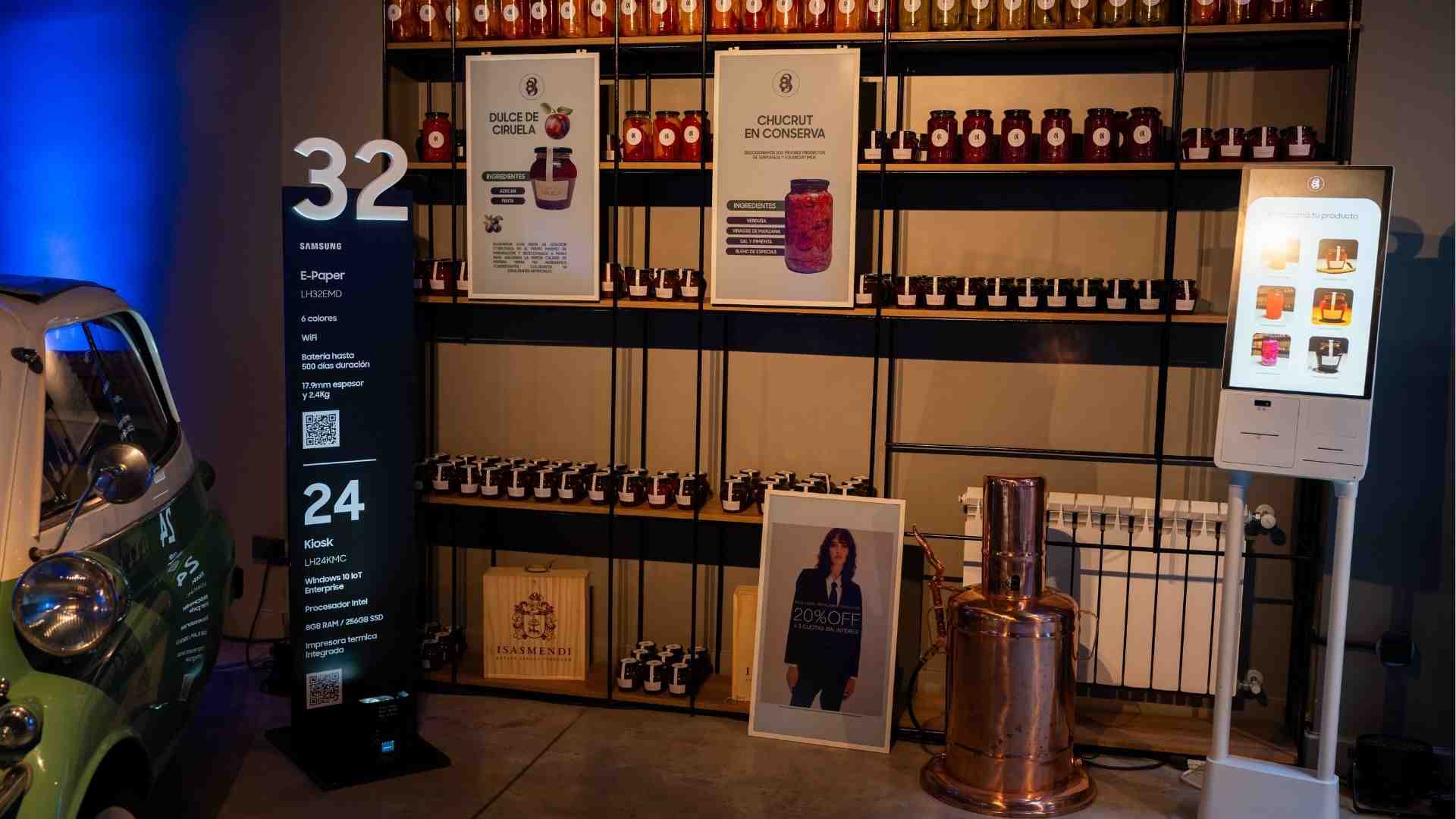 Color E-Paper de 32' (EMDX), cartelería digital que funciona con una potencia de 0