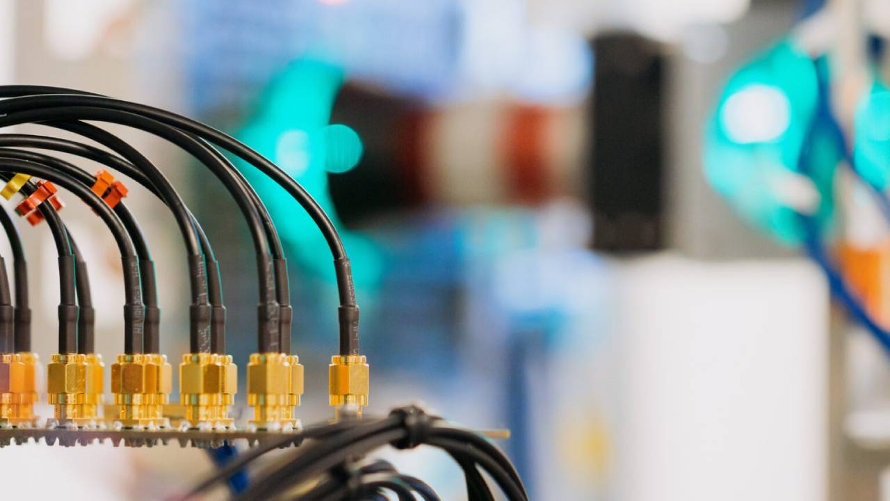 Microsoft desarrolla computadora óptica que reemplaza la electricidad por luz para funcionar