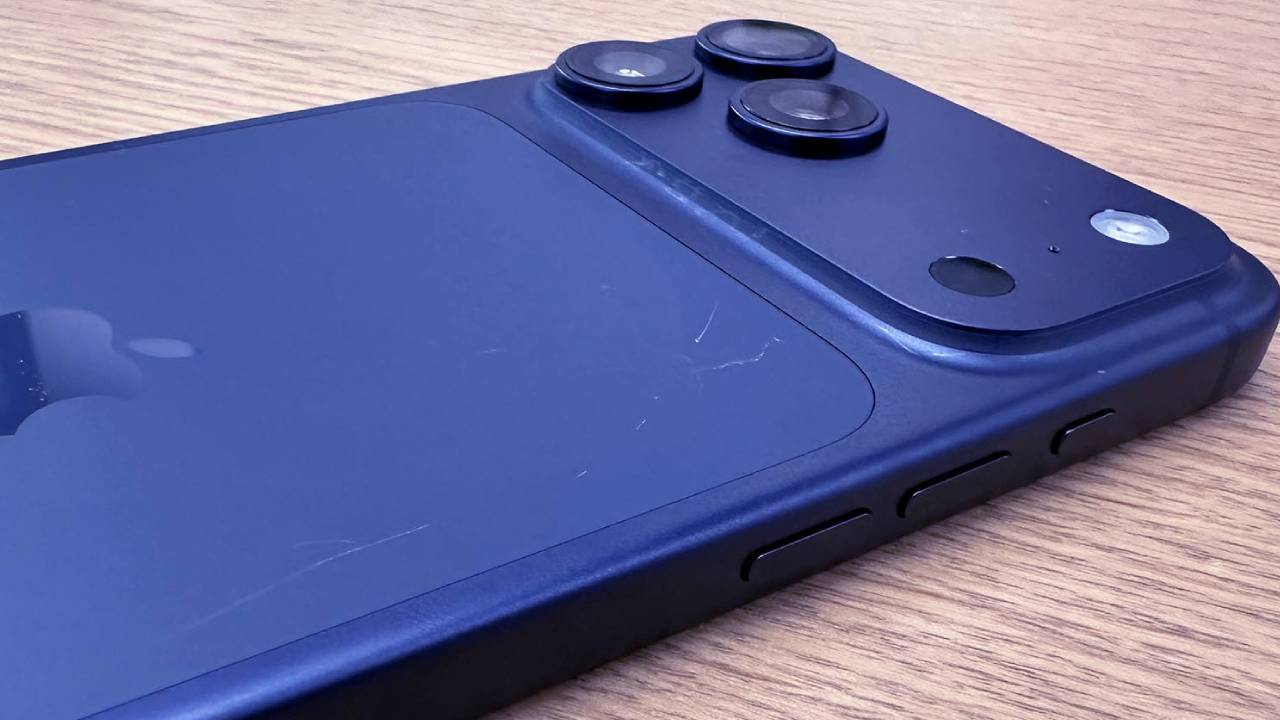 Apple reveló la razón de por que los modelos iPhone 17 Pro sufren rayones