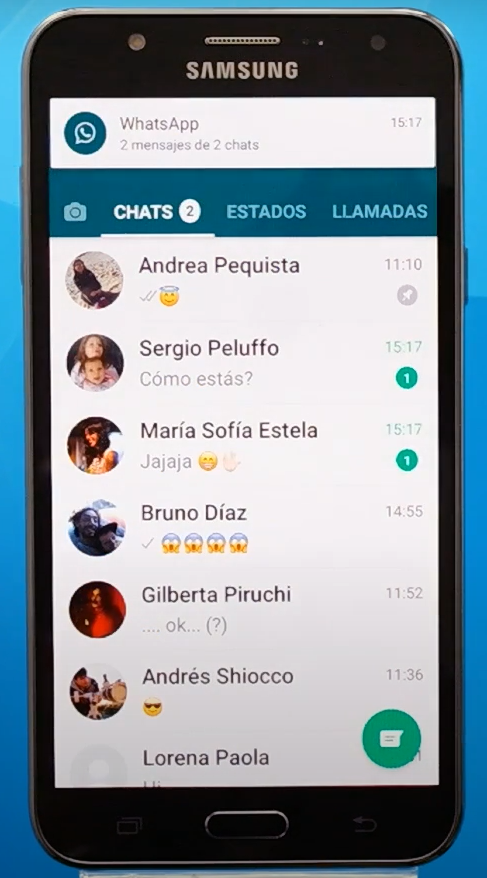 Esta función permite a los usuarios mantener hasta tres chats importantes en la parte superior de su lista